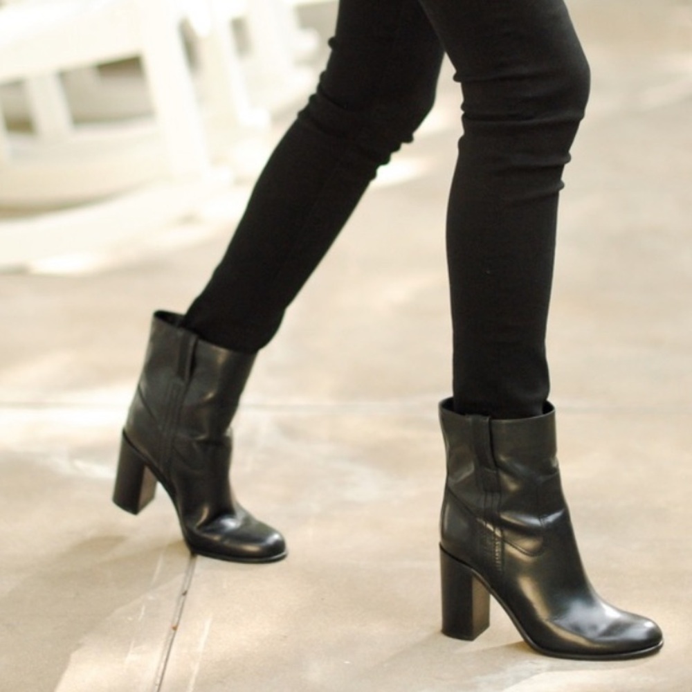 KATE SPADE Baise Black Leather Boot Block Heel Size 6 -- ABSOLUTELY GORGEOUS!!! - Picture 2 of 14